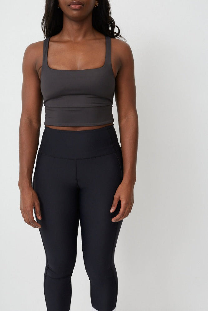 Bea Activewear Top in Liquorice