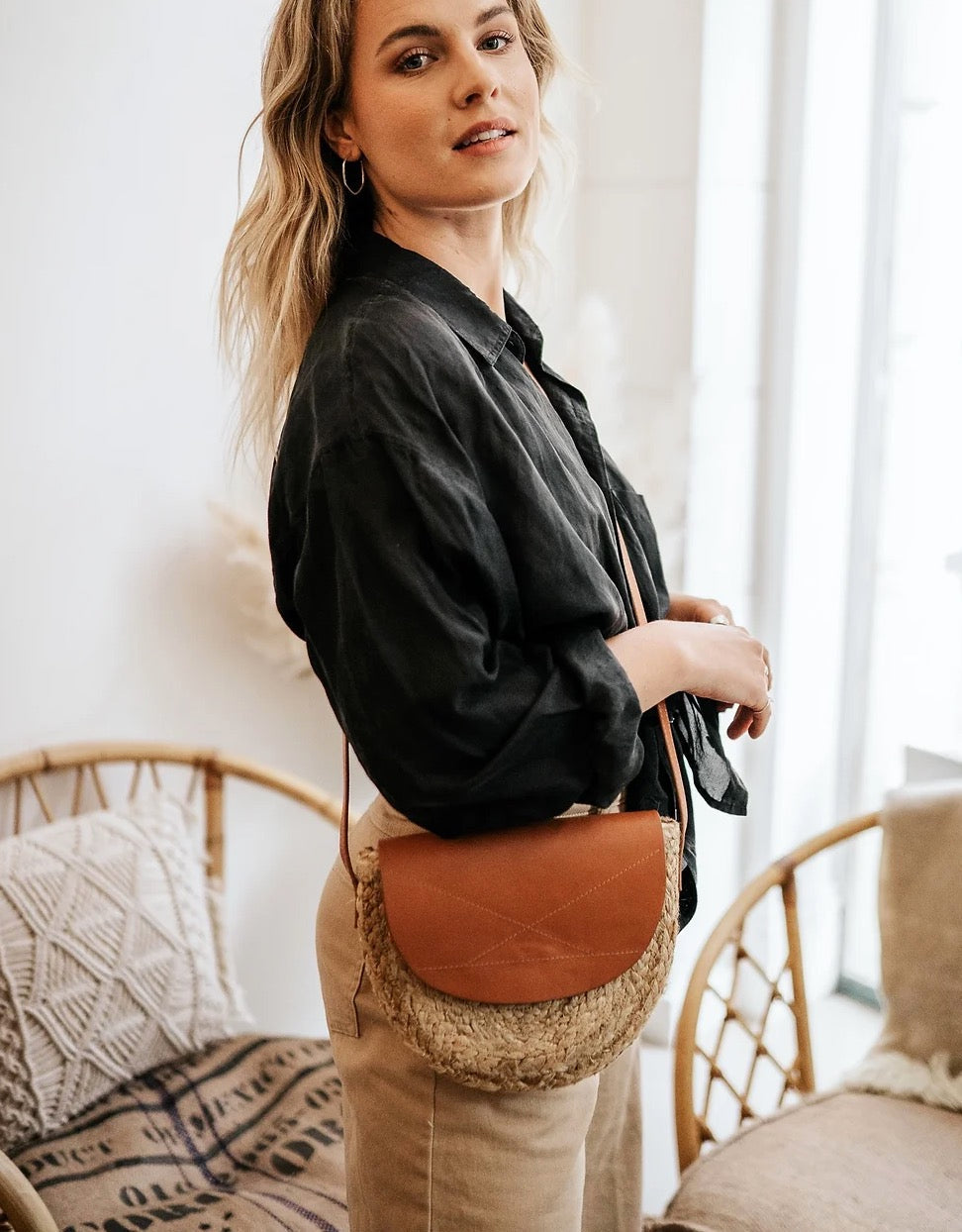 Jute & Vegan Leather Crossbody Bag